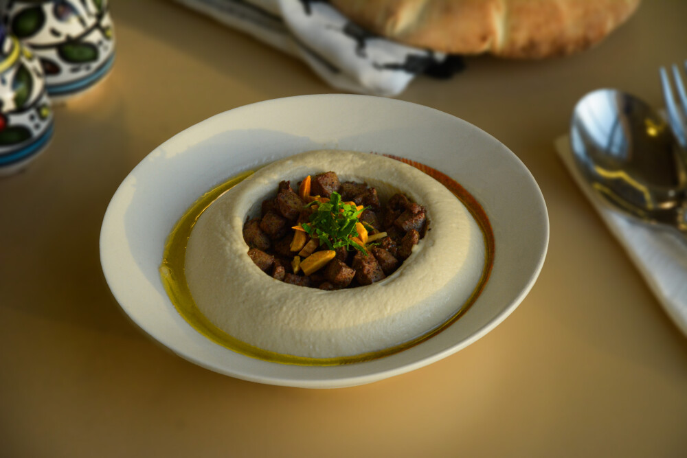 حمص بالكبدة / Hummus with liver